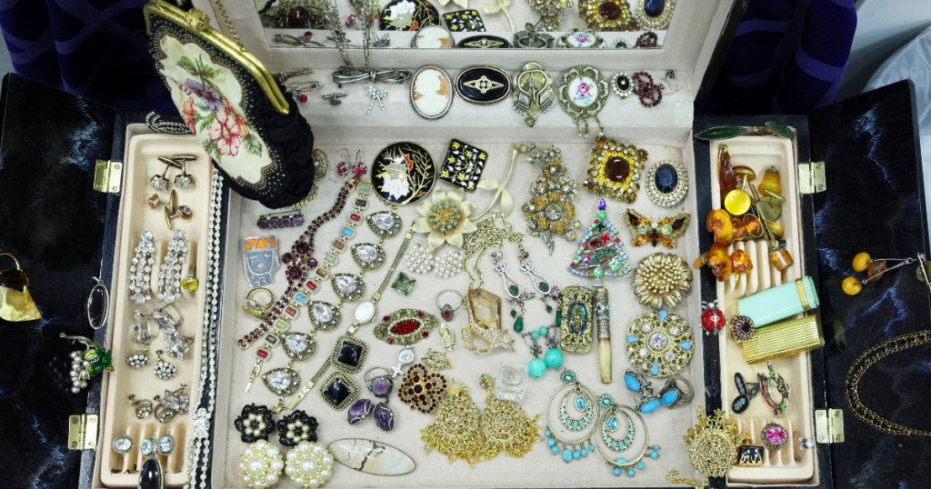 L'histoire des bijoux : une exploration des styles à travers les âges histoire des bijoux