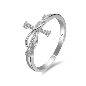 Bague Croix Infini en Zirconiums – Plaquage Rhodium