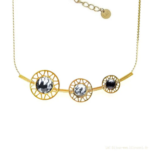 Collier Trio Flocon – Acier Doré 316 & Pierre Naturelle