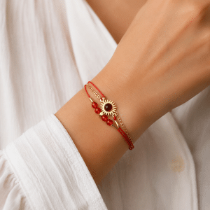 Bracelet Acier 3 Rangs Pierre Agate Rouge porté par une femme