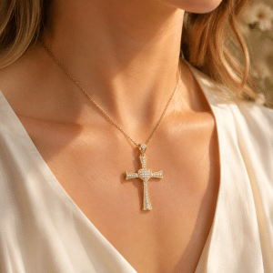 Collier Croix Coeur Zirconiums Sertis Plaqué Or