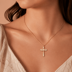 collier croix infini