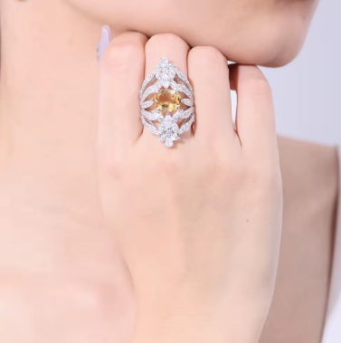 Bague Royale Citrine & Zircons en Argent 925 Bague Royale Citrine & Zircons en Argent 925