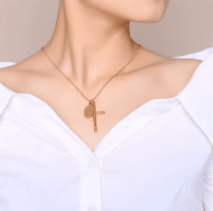 Collier Croix & Médaille Vierge Marie Acier Inoxydable Doré