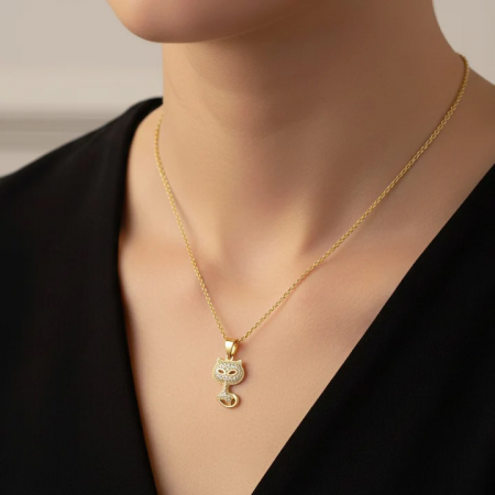 Collier Pendentif Chat Plaqué Or et Zirconiums