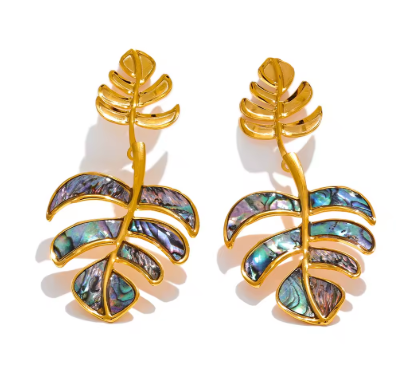 Boucles d’oreilles feuilles dorées nacre naturelle