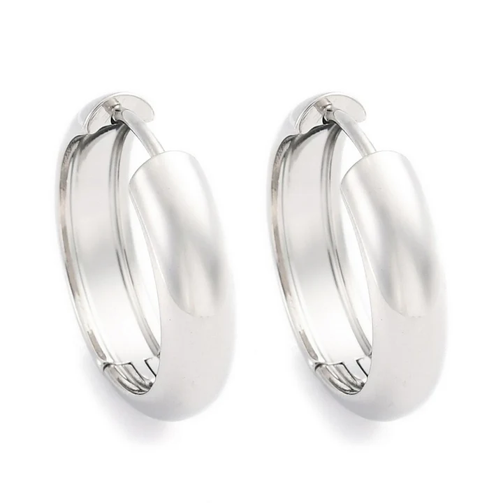 Boucles d’oreilles créoles acier argentées