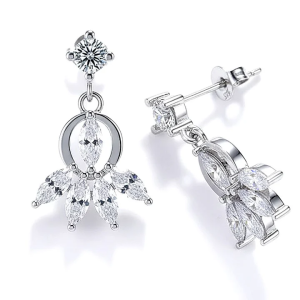 Boucles d’Oreilles Eventail Serties de Zirconiums