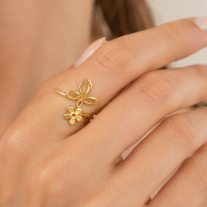 Bague dorée fleur et papillon en acier inoxydable