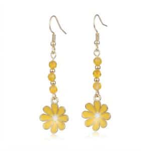 Boucles d’oreilles en acier inoxydable avec perles et fleur émaillée jaune